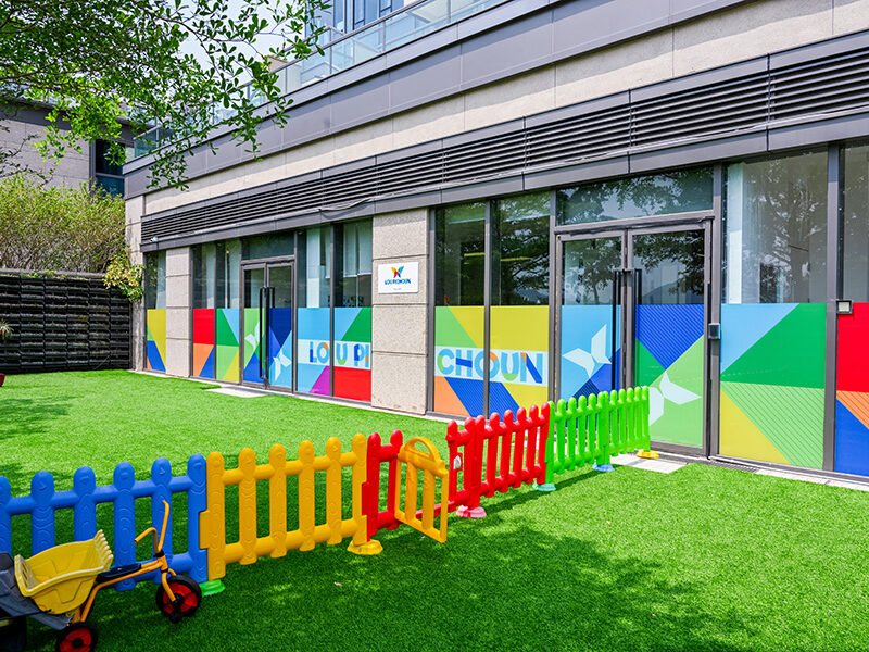 LP-250325-school-002